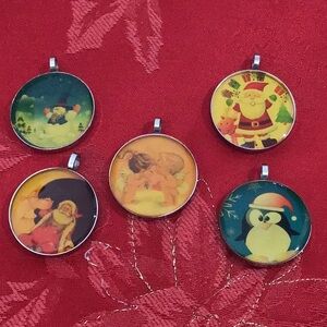 XMAS Pendants. Choose 3 for this bundle! Design your own creations.